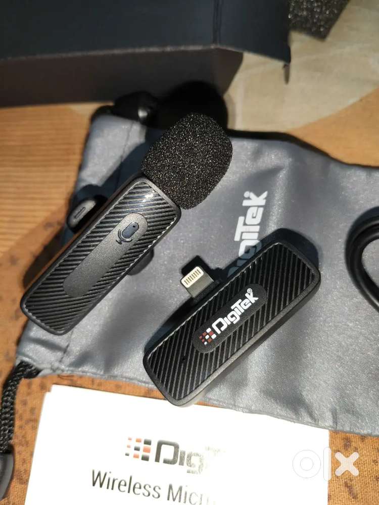 URGENT SELL DIGITEK WIRELESS MICROPHONE (DWM-007 PRO) FOR IPHONE