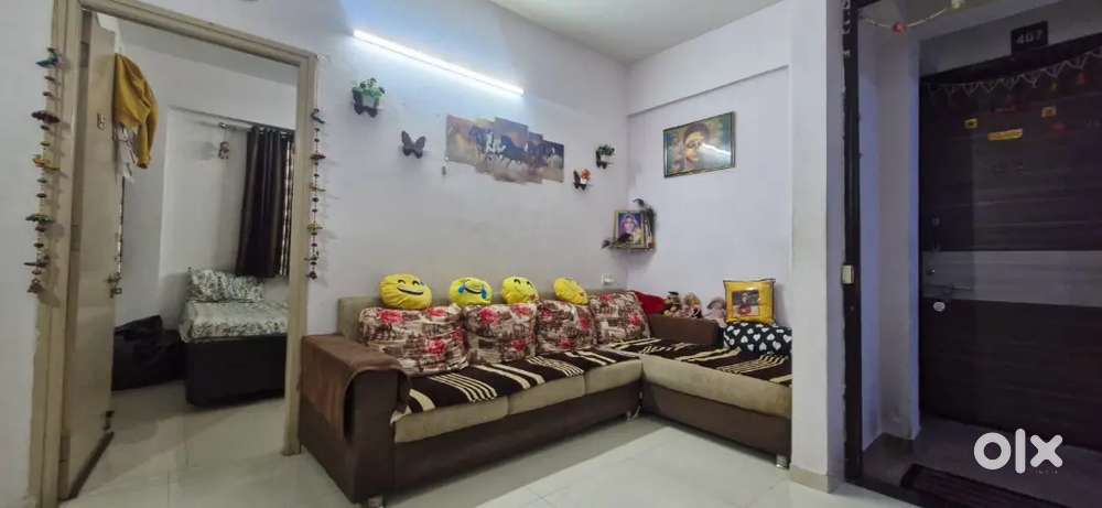 1 BHK Fully Furnished Flat Available For Sale