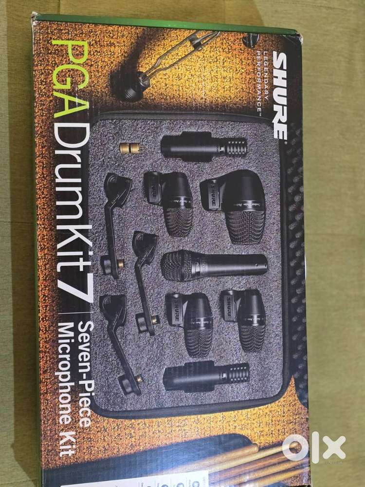 SHURE 7 PIECE MICROPHONE KIT