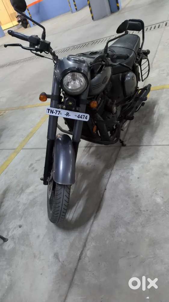 JAWA CLASSIC MIDNIGHT GREY