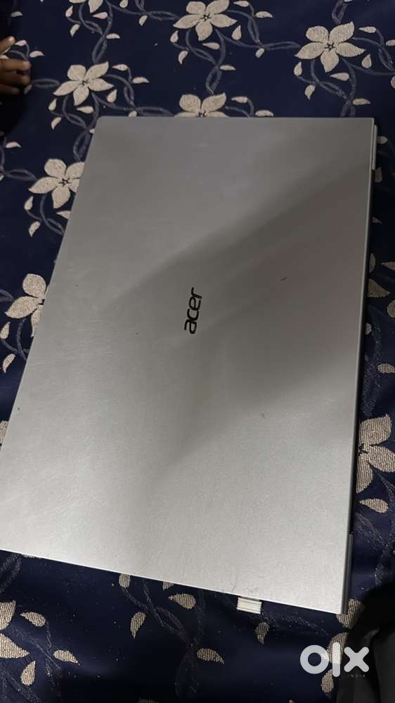 Acer new laptop only used 2 days with 3 year insurance