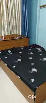 King size bed