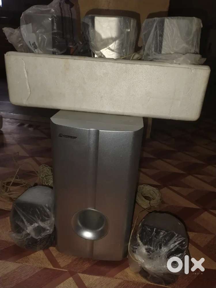 Proneer htz131dvd  speakers