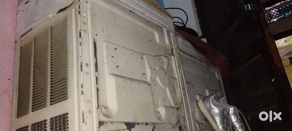 Window AC  running condition