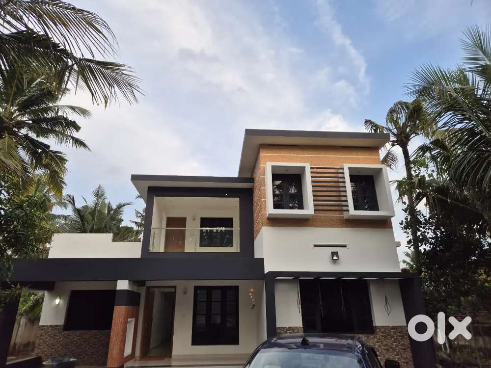 3bhk house near Travancore Medicity for rent