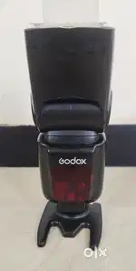 Godox 685 flash and godox trigger