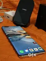 Huawei Mate 40 Pro 8gb/256gb wireless charger bundle