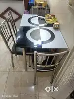 Dinning table with 4 chairs