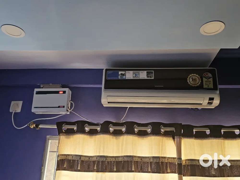 Two Samsung ACs available in working condition