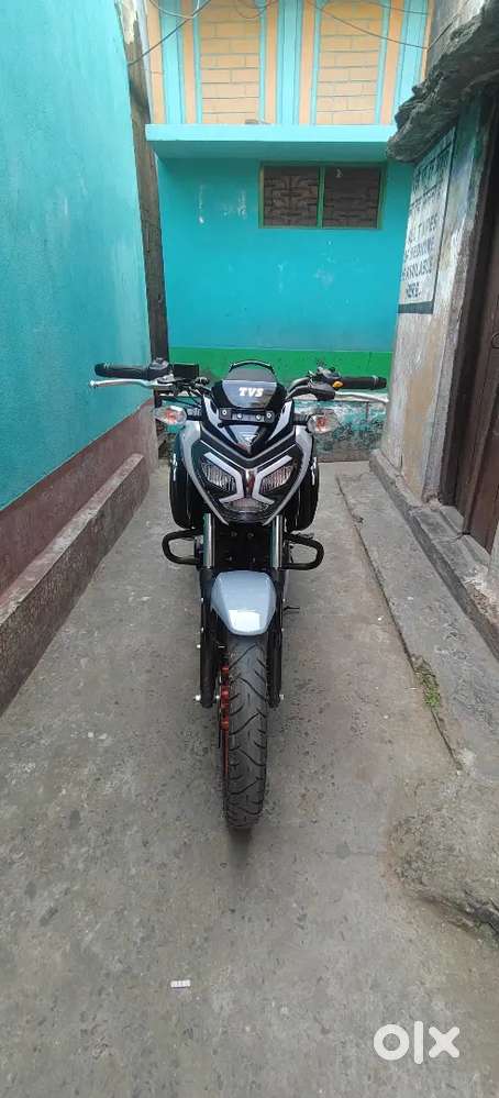 Tvs raider 125 1 month old super condition