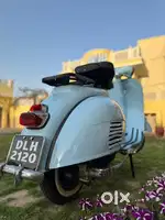 Piaggio Vespa 150 italian (1970)