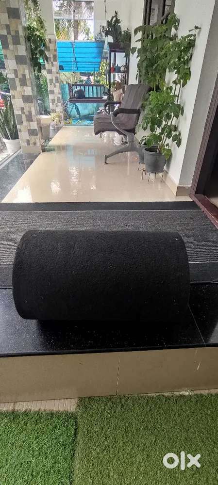 Dainty subwoofer and amplifiers for sale