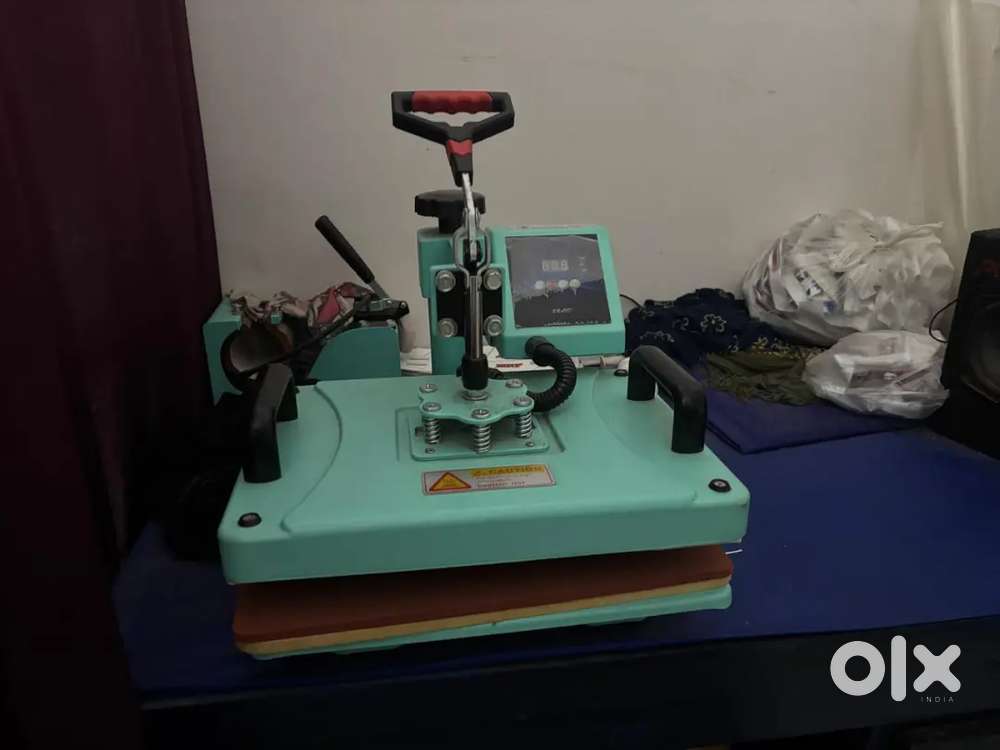 Printer and sublimation printing