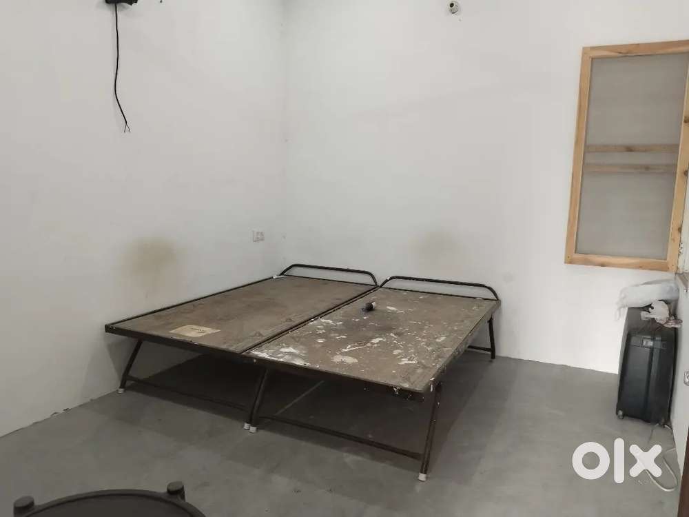 Wifi ac gezer gas stove almira washing machin chair bed sofa cum bed