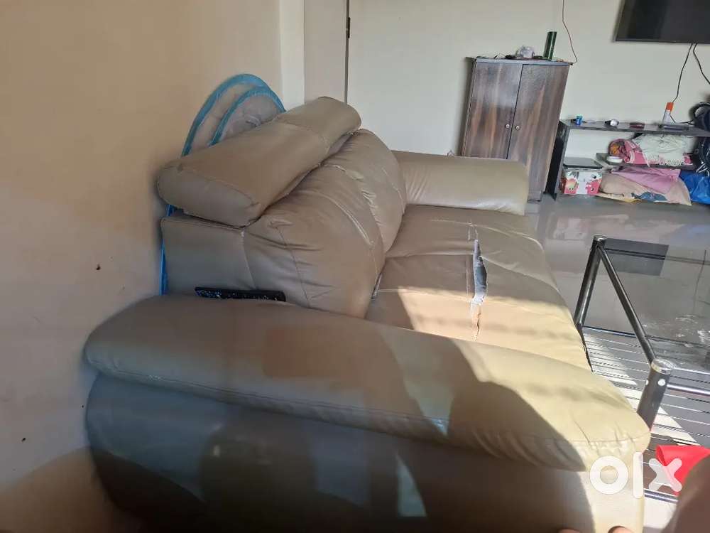 5 setting  sofa 2 long 2 pcs 1 single  pcs