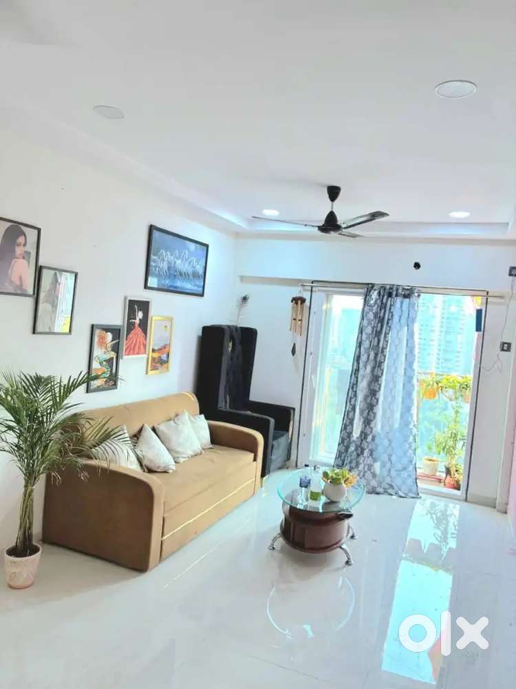 2bhk flat for bachelor's, goregaon west