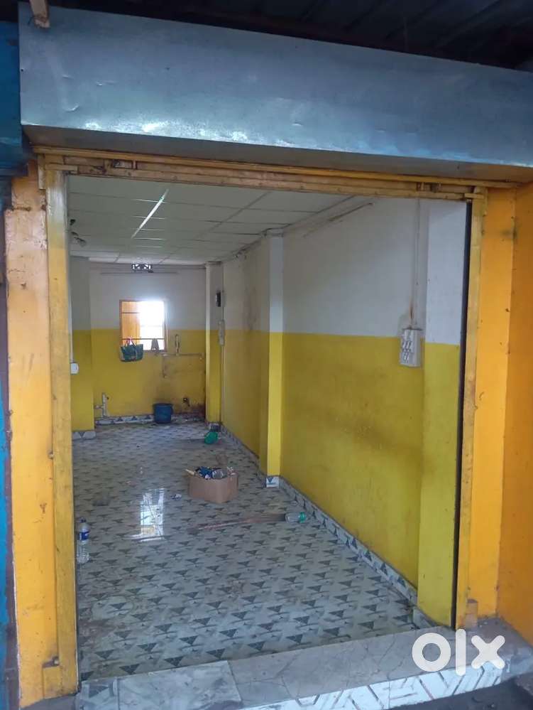 Shop For Sale on Hillcart Road