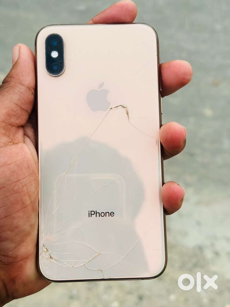 Iphone xs koi problem nhi h only back panel damage