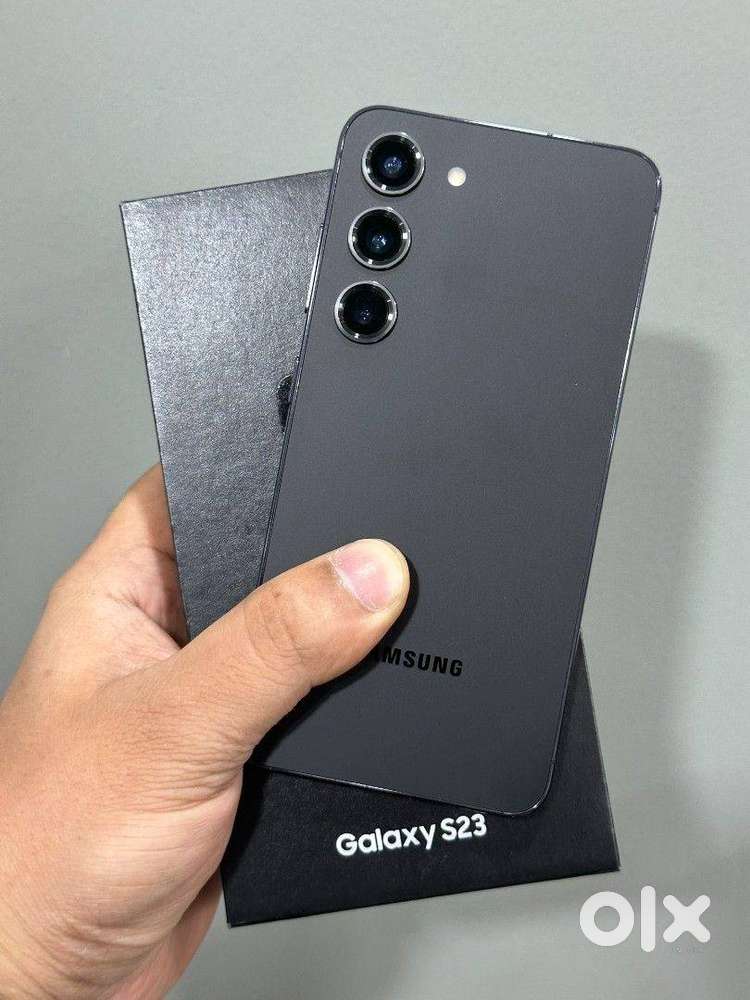 Selling Samsung S23 , Less Used, Variant 8/256GB.  Warranty Available,