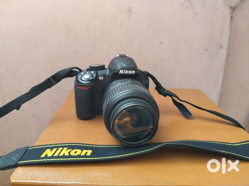 DSL R Camera on discount rate...