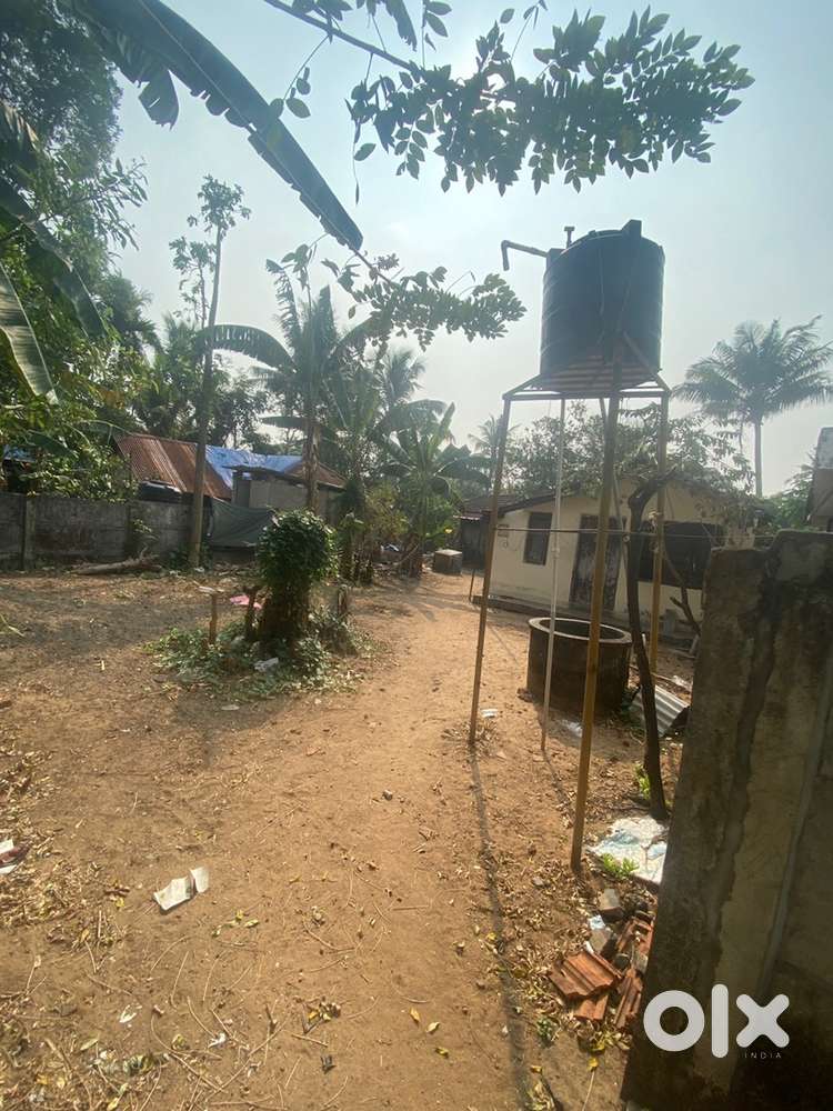 6 cent plot for sale