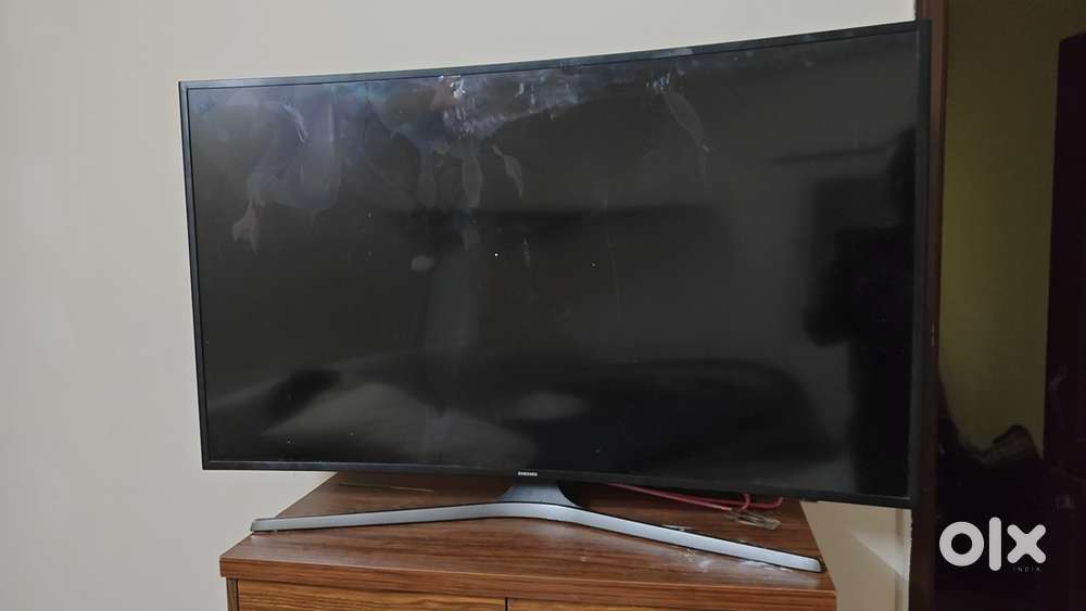Samsung curve tv urgent sale