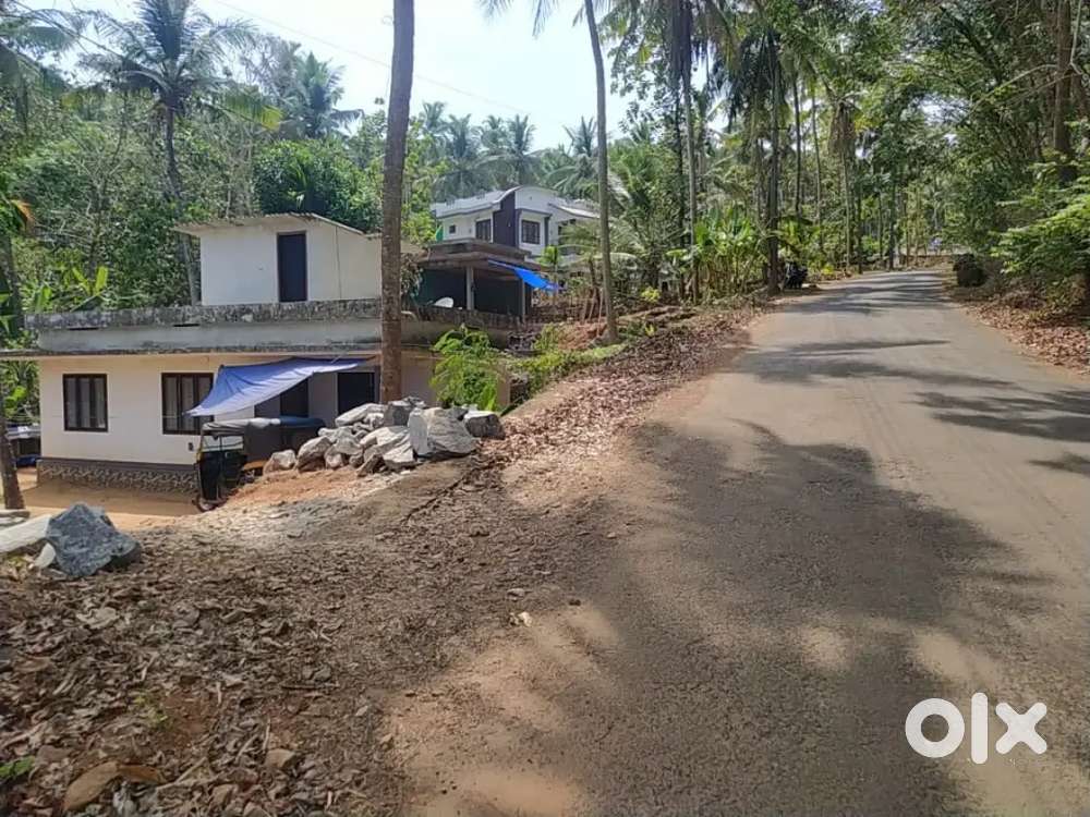 16.5 cent plot with 2bhk house