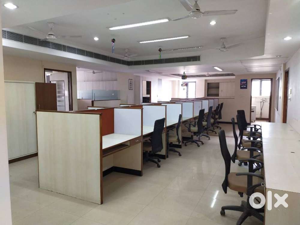 1700sqft, 35 to 40 Work Station in Race Course