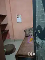 1 small room for GIRL (Student) only