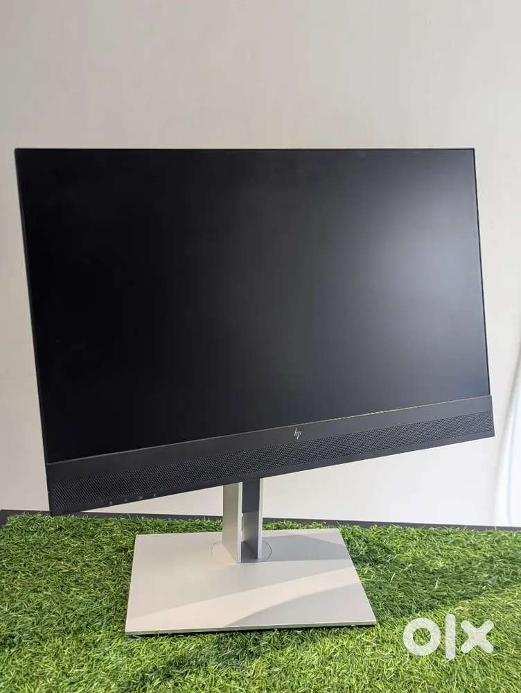 BRAND NEW HP 24 INCH IPS BLAZELESS SCREEN