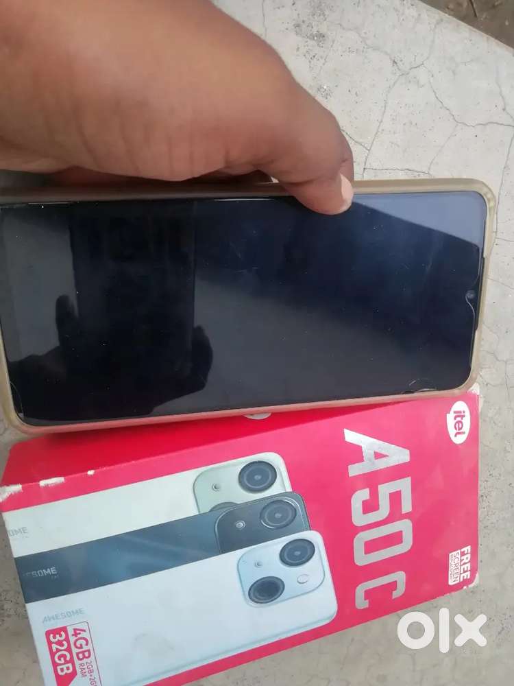Bye with 6 months ago full condition mobile