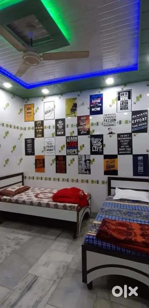 guest house ch kam karan li 24hr layi ladka chahida hain