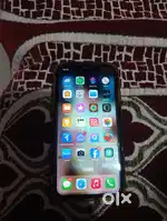 I phone 11 black coller 128gb