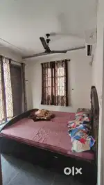 Independent 1 room available in 3bhk