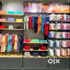 Retial store manager