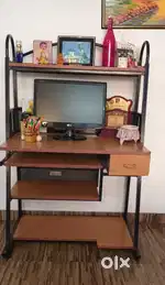 Computer Table