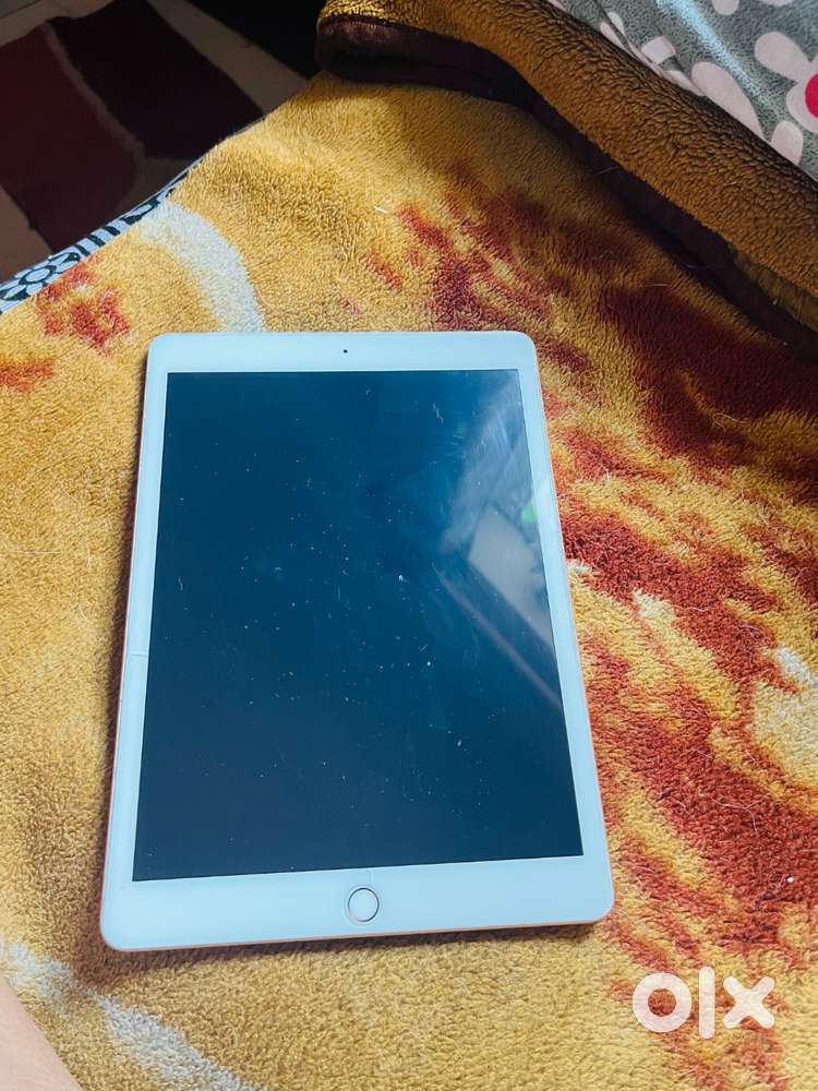 Brand iPad (7th generation) Model MW6D2HN/A