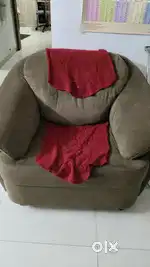 Single sofa