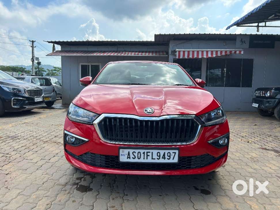 Skoda Slavia Ambition 1.0L TSI MT, 2023, Petrol