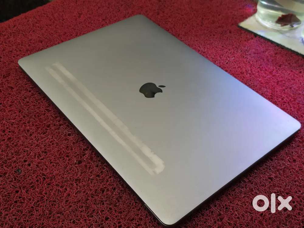 Apple Macbook Pro 2021 i7 16gb 512gb 5.5gb Graphics 16inch Retina