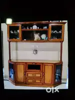 WOODEN SHOWCASE