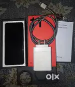 OnePlus 11 5G (8GB/128GB) – Flagship Performance | Minor Back Crack