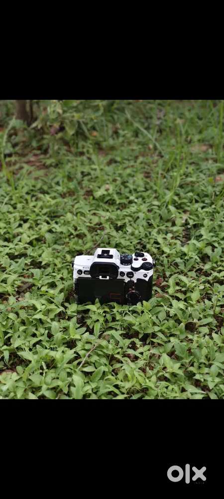 Sony A7m4 neat condition