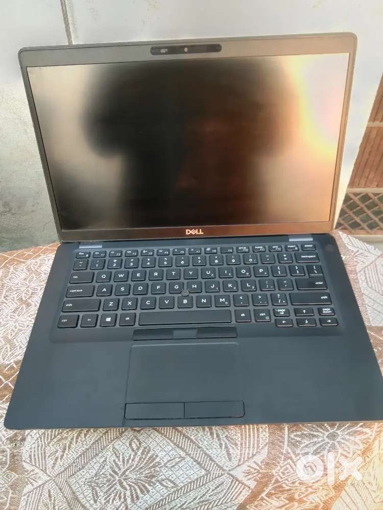 Dell intel core i5 processor 8th gen 8gb 256gb SSD