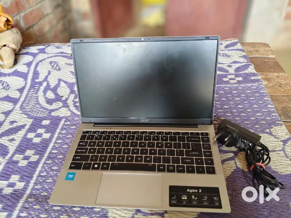 Aspire 3 A324-45 good condition