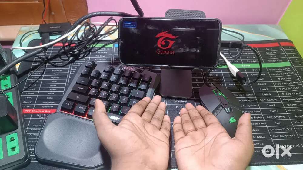 Keyboard mouse 4 in 1 gaming combo