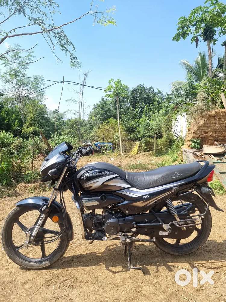 Super Splendor BS4 2020 model