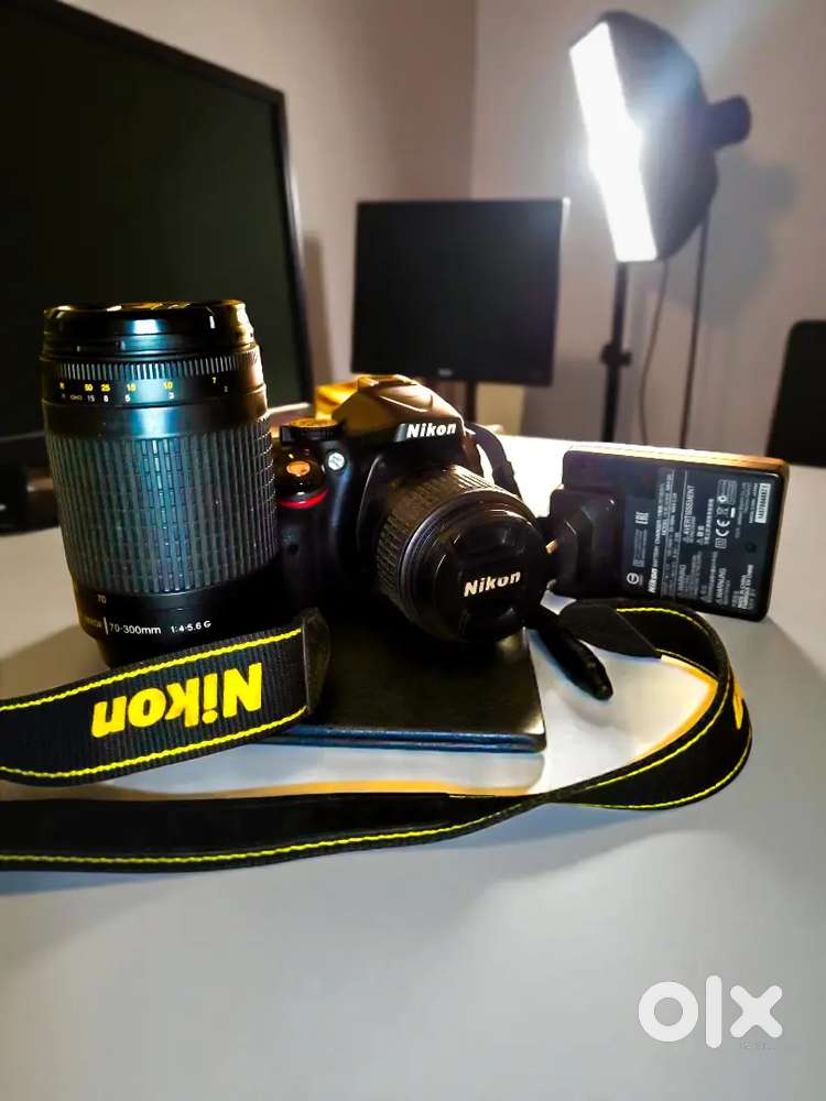 Nikon D5200 with kit lens and zoom lens