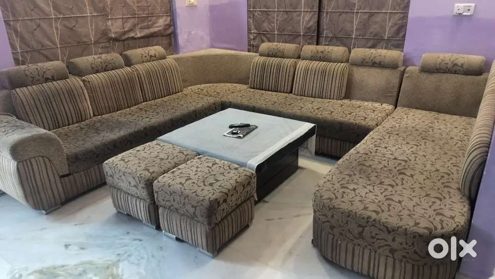 12 seater sofa set with center table