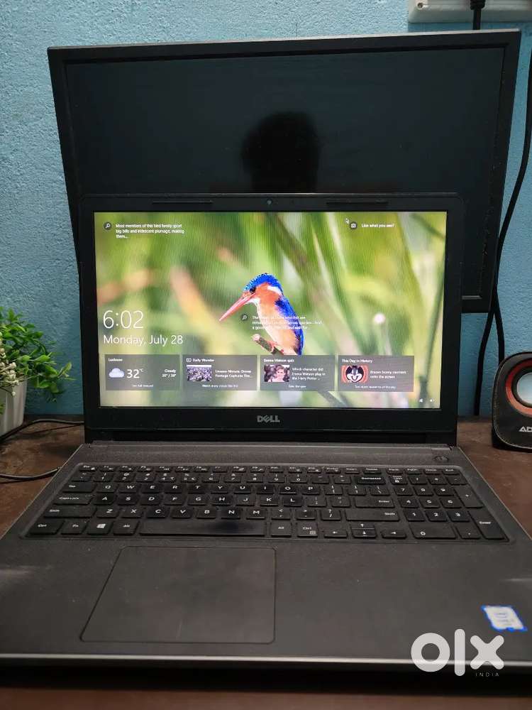 Dell laptop, intel i5 7 generation processor, 8 gb ram,256 gb storage.